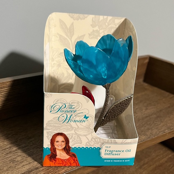 The Pioneer Woman Other - 🌺 New Pioneer Woman Blue Teal Tulip Scent Charm Fragrance Oil Diffuser, Pink